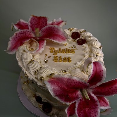 8” Cake 
