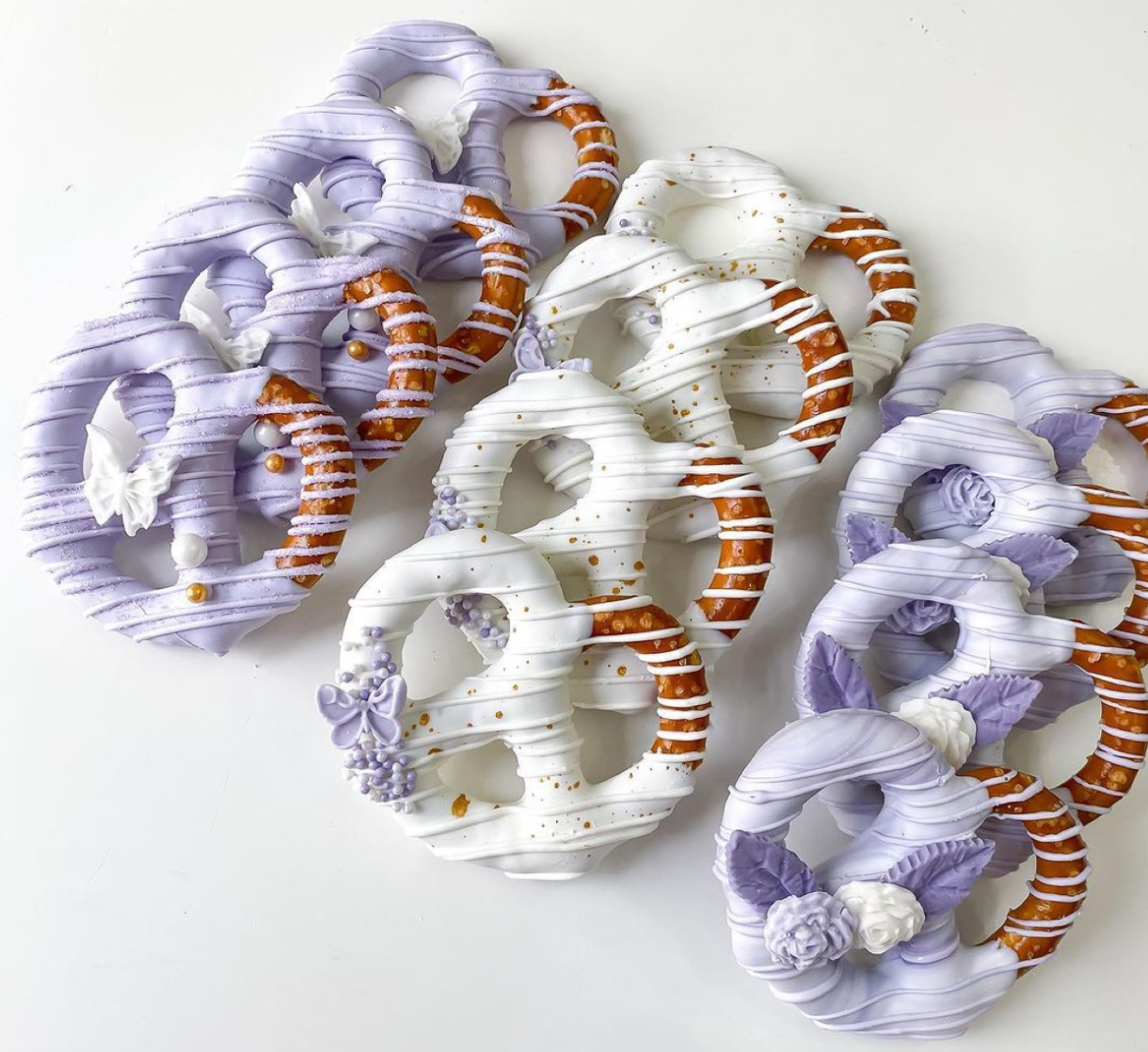 Chocolate Covered Pretzels - Dozen 