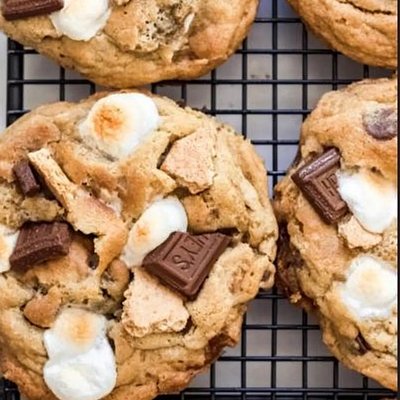 S’mores Caramel Cookie - XL Cookie 