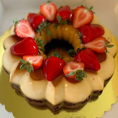 Pastel~Cake Flan C/Fruta                    W/Fruit 10"