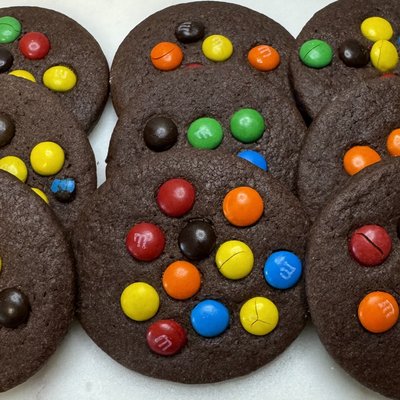 M&M Chocolate Cookies 