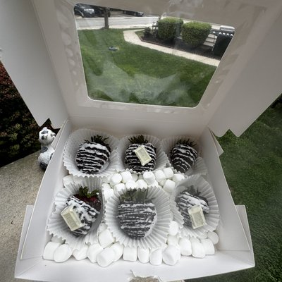 chocolate covered berries small
