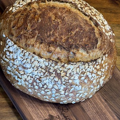 Honey 🍯 Oat + Cinnamon Sourdough 