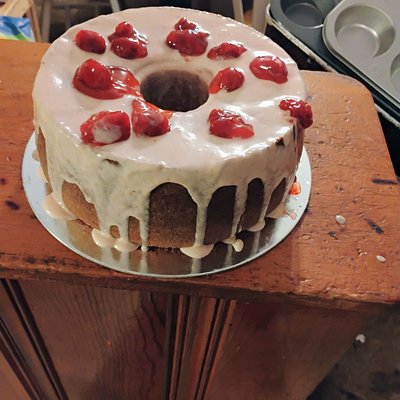 Strawberry Vanilla Pound Cake Cheesecake