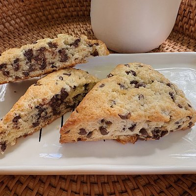 Chocolate Chip Scones (6)