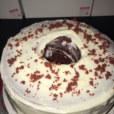 Red Velvet Pound Serving 20-25