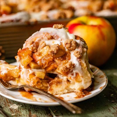 Apple Pie Cinnamon Rolls