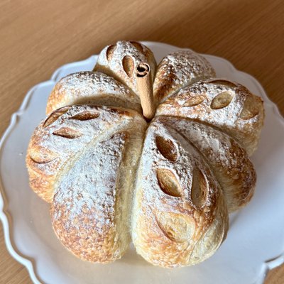 Classic Sourdough Pumpkin 
