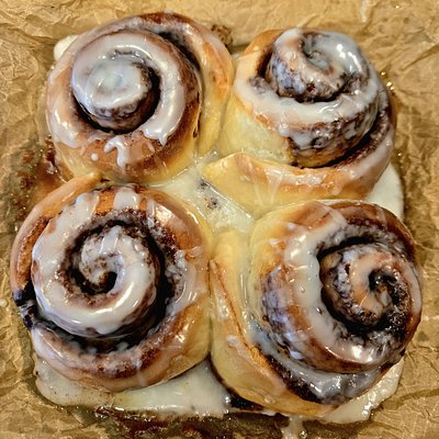 Cinnamon Rolls (2 Pack)