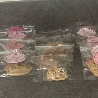 Assortment Box Half Dozen 