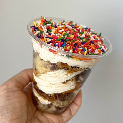 Dot Cake Cups