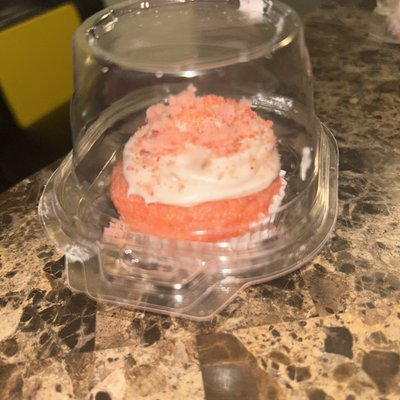Strawberry Crunch Cupcake 