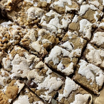 Halloween S’mores Bars 