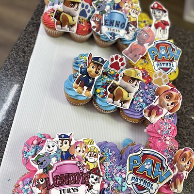 Cupcake Celebration Board 