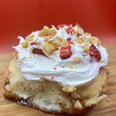 Strawberry Shortcake Cinnamon Rolls (4 Count)