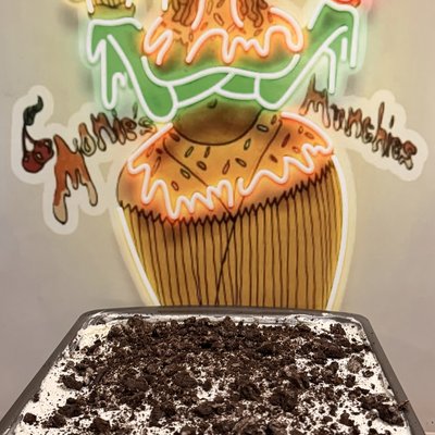 Cookies And Cream Poke Cake