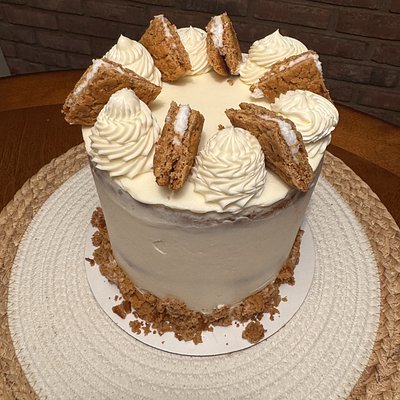 Cookie Butter Cake 