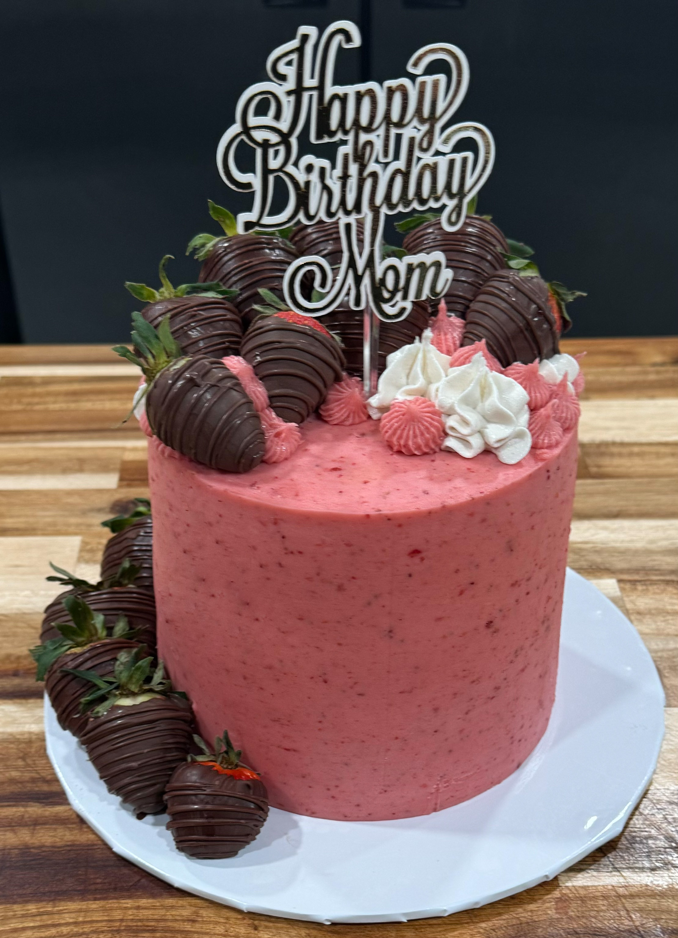 Strawberry Cake 6 Inch