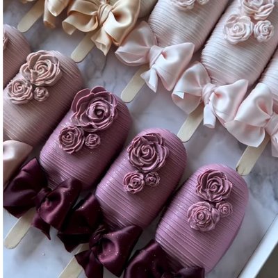 Cakesicles 