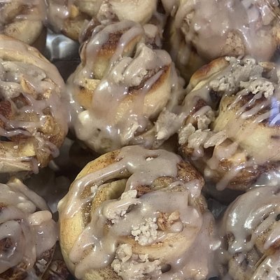 Apple Pie Cinnamon Rolls 
