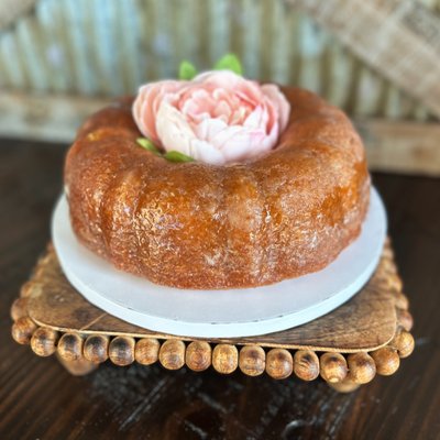 Wine Cake w/ flower