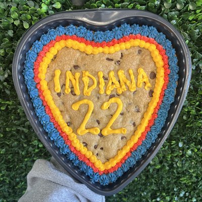 Heart Cookie Cake 