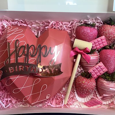 Breakable Heart with 6 Berries