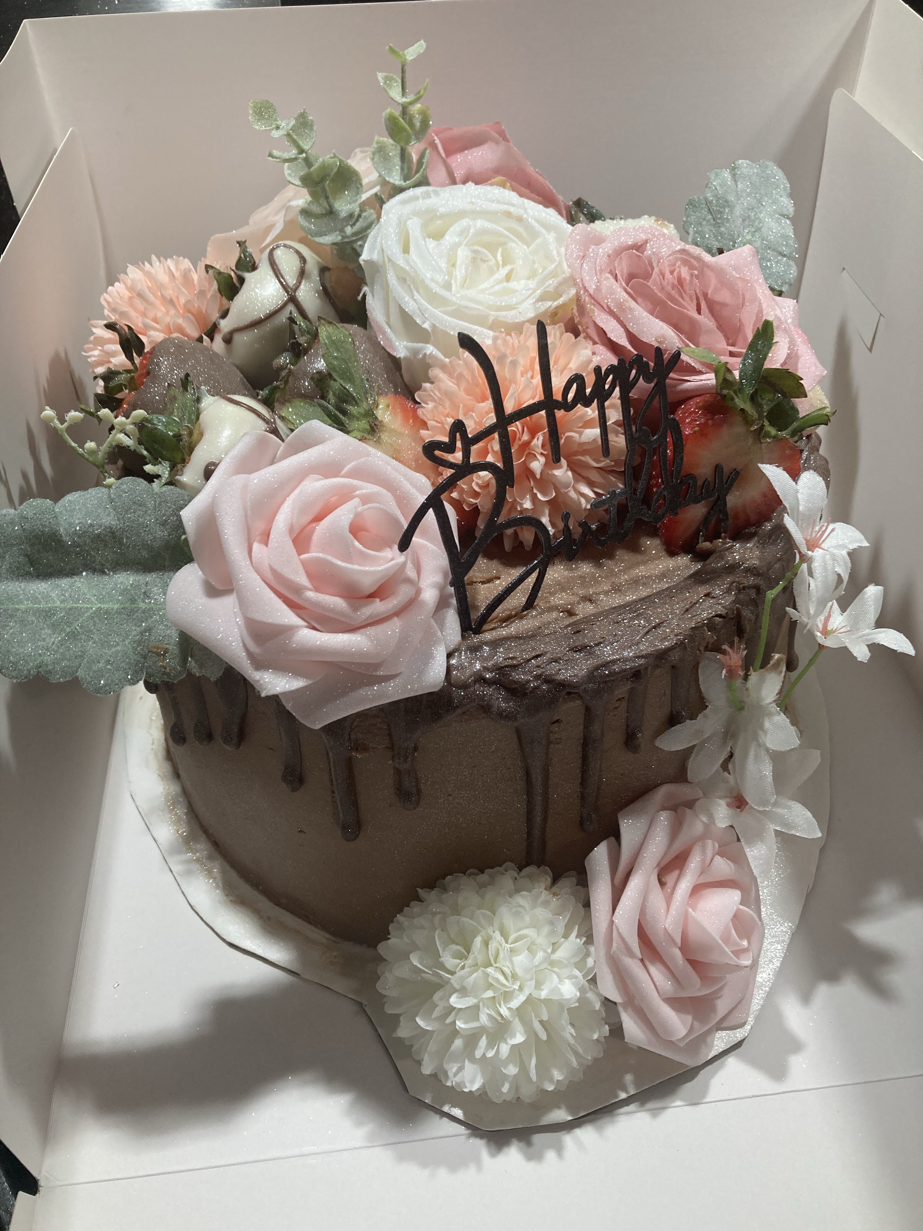 Custom Cake 8 Inch 3 Layers 