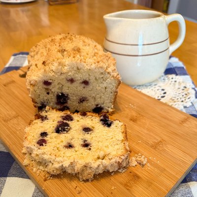 Blueberry Lemon Crumble Cake 