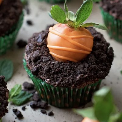 GF Easter Carrot Patch Cupcakes **Half Dozen**