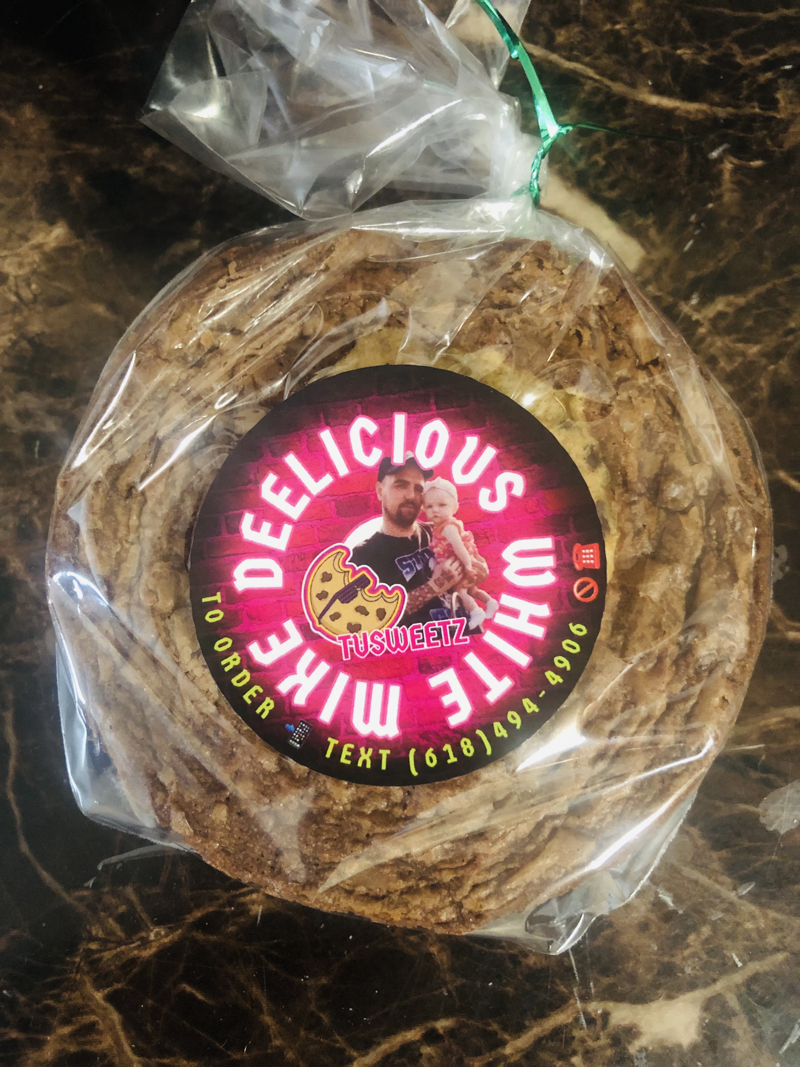 WHITE MIKE CHOC CHIP COOKIE BROWNIE 