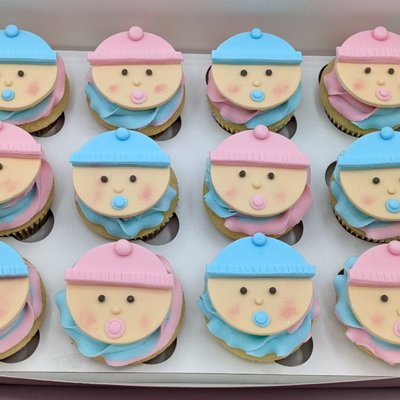 Gender Reveal Cupcakes