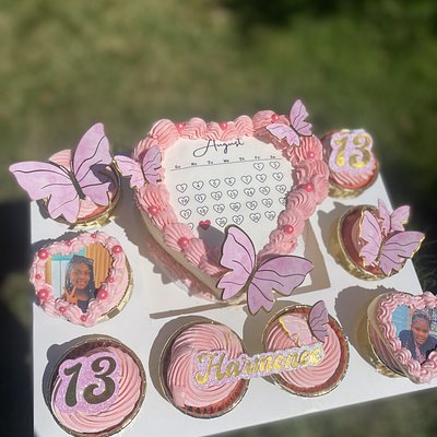 Bento Box 8-cupcakes & (6in) Cake