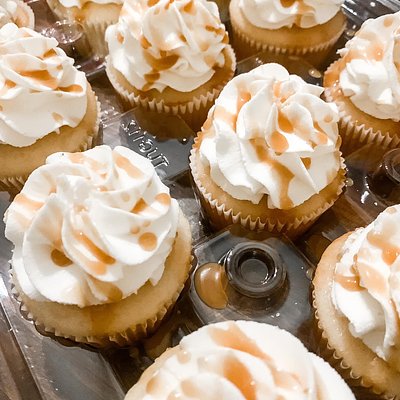 1 Dozen Salted Caramel Cupcakes