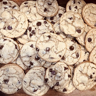 Brown Butter Chocolate Chip Cookies (8)