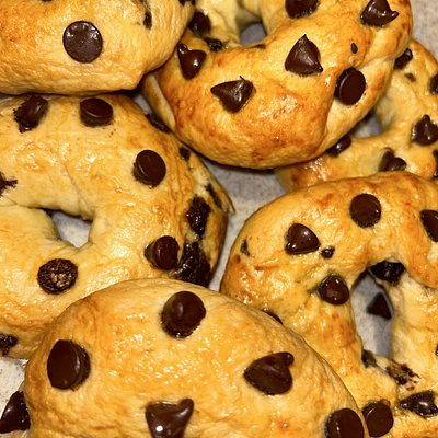 Chocolate Chip Bagels