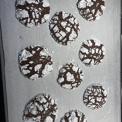 Chocolate Crinkle Cookies