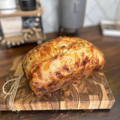 Cheddar Jalapeño Sourdough Loaf