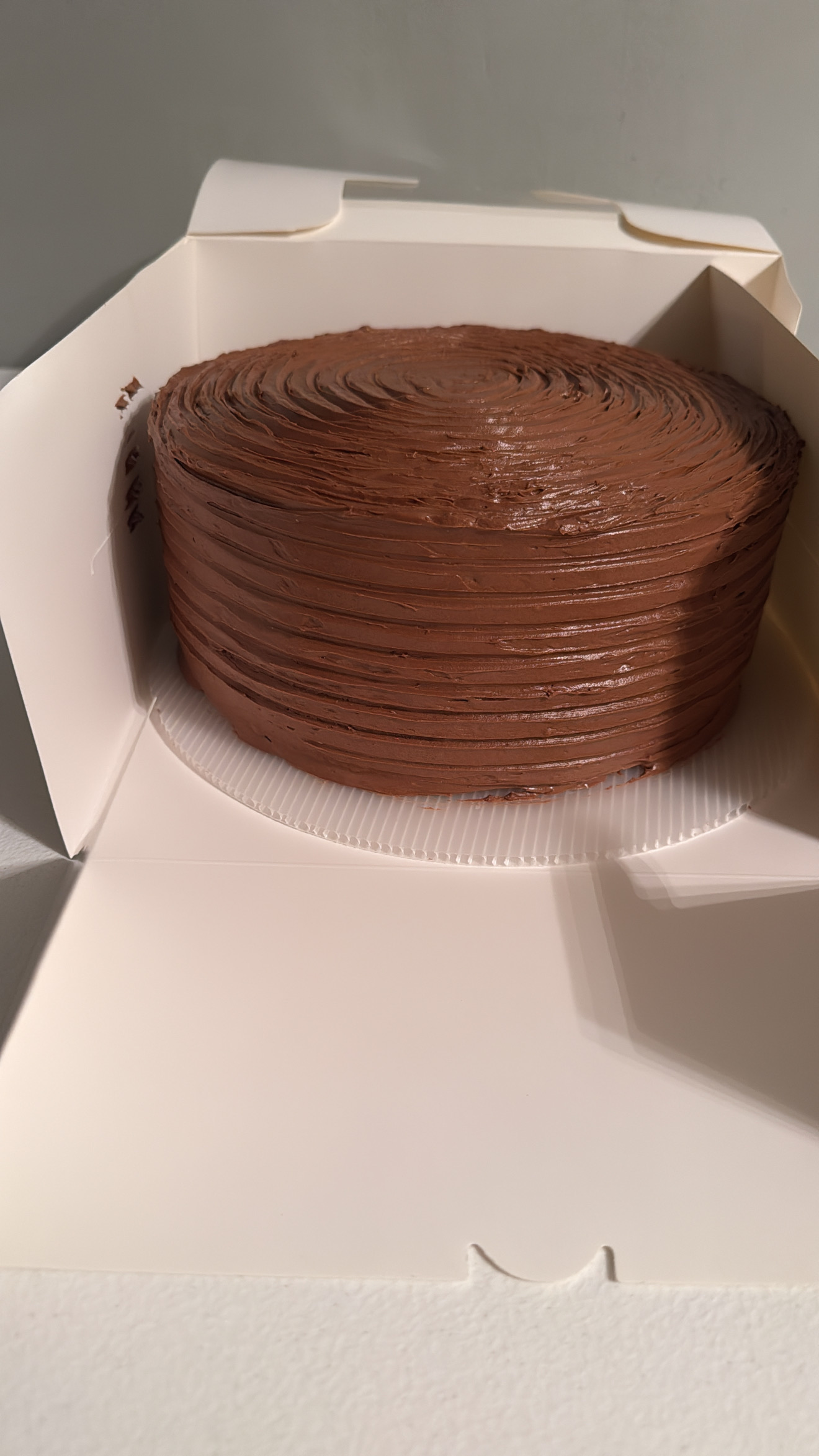 Vanilla W. Chocolate Icing 