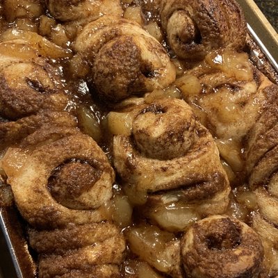 Apple Cinnamon Rolls