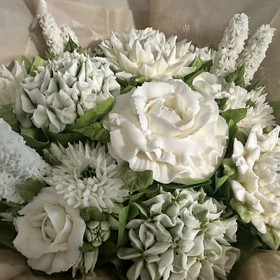 Deluxe 10 Cupcake Bouquet