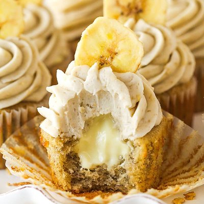 Banana Cream Pie Cupcakes 