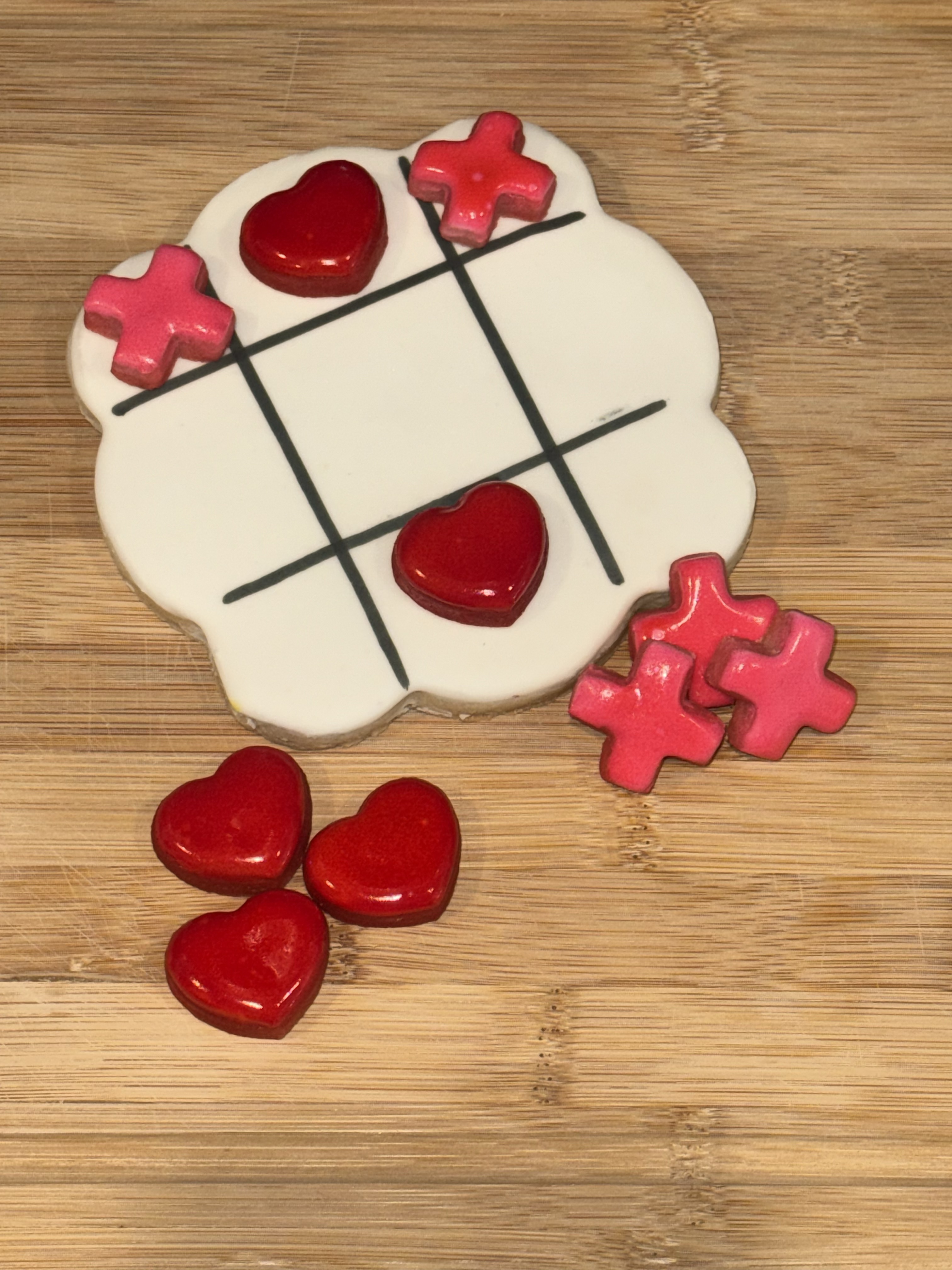 Hugs & Kisses- Tic Tac Toe Set