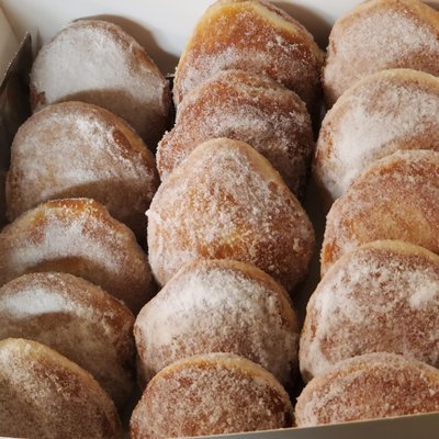15 CT Unfilled Malasadas