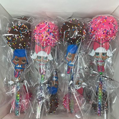 Custom Cake Pops 