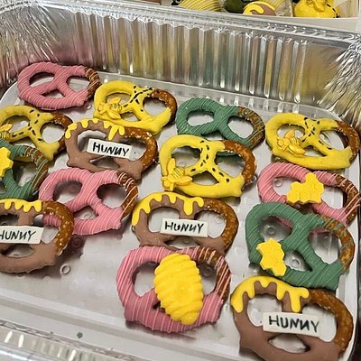 Dipped Pretzels 