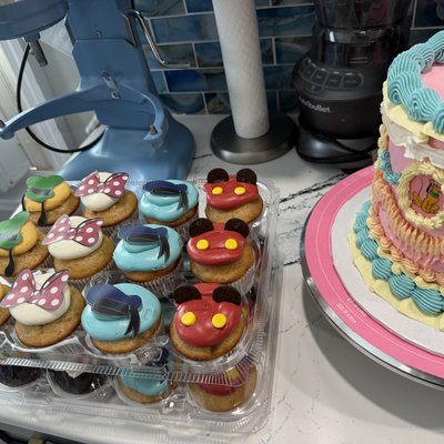 Custom Cupcakes