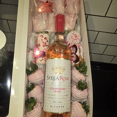 Strawberry Wine Box With Assorted Dipped Treats