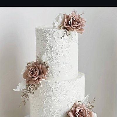 Custom Order Wedding And Special Occasion Cakes