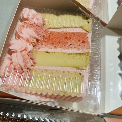 Strawberry Shortcake 4-1 Slice 